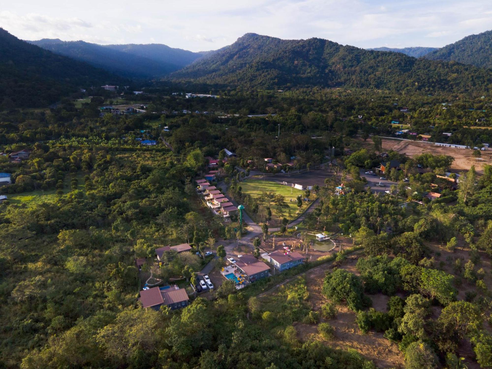 The Chamuang Forest Nakhon Nayok Esterno foto